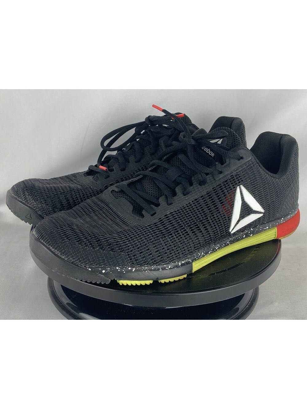 Men’s Size 10.5 Reebok Speed TR 2.0 Black Red Gym Workout Sneakers Mesh DV4405
